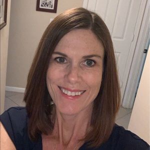 Meet your Posher, Carrie